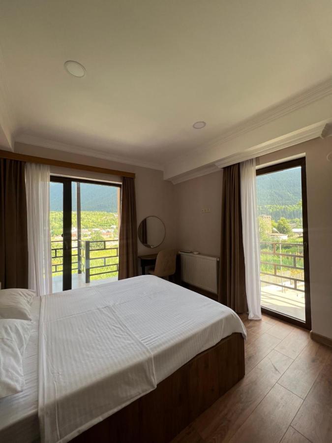 Lileo Inn Hotel Местия Екстериор снимка