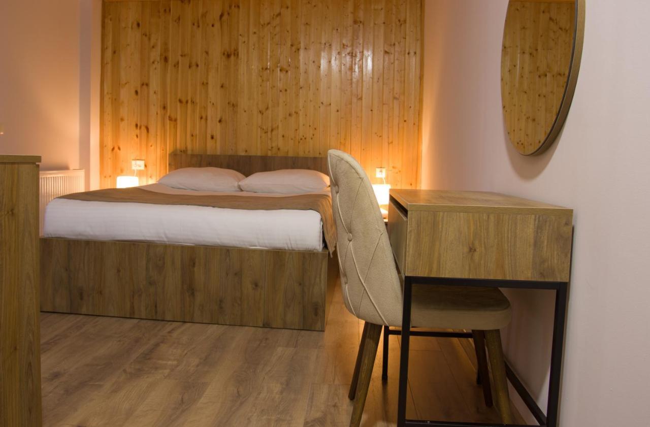 Lileo Inn Hotel Местия Екстериор снимка