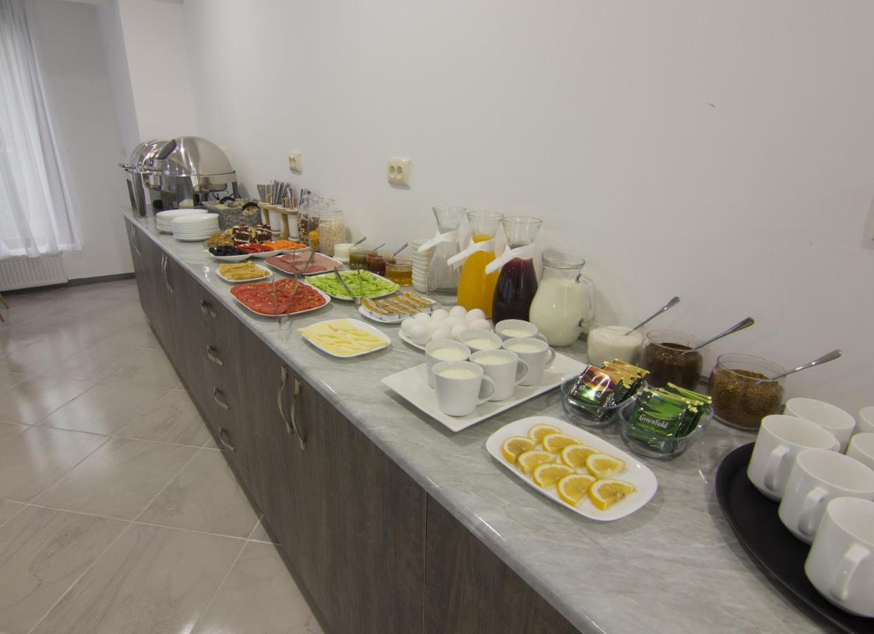 Lileo Inn Hotel Местия Екстериор снимка